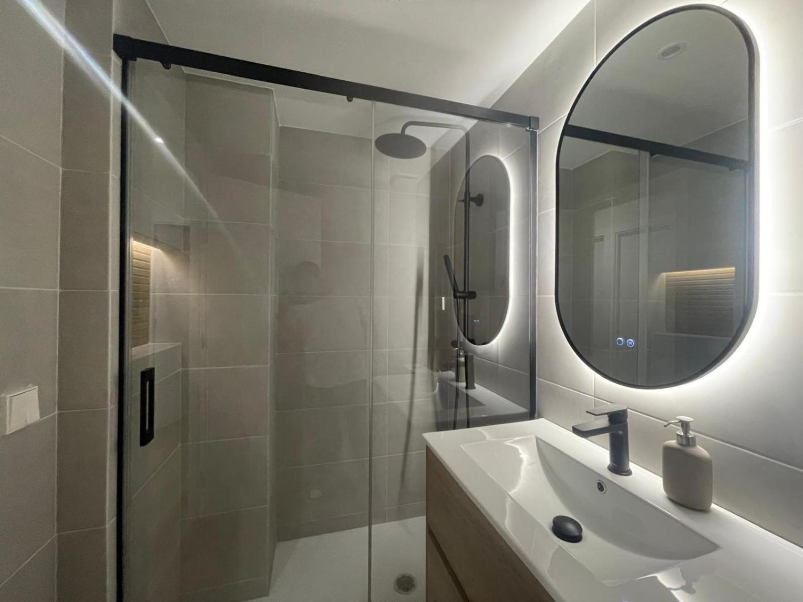 Rooms Madrid Rio المظهر الخارجي الصورة