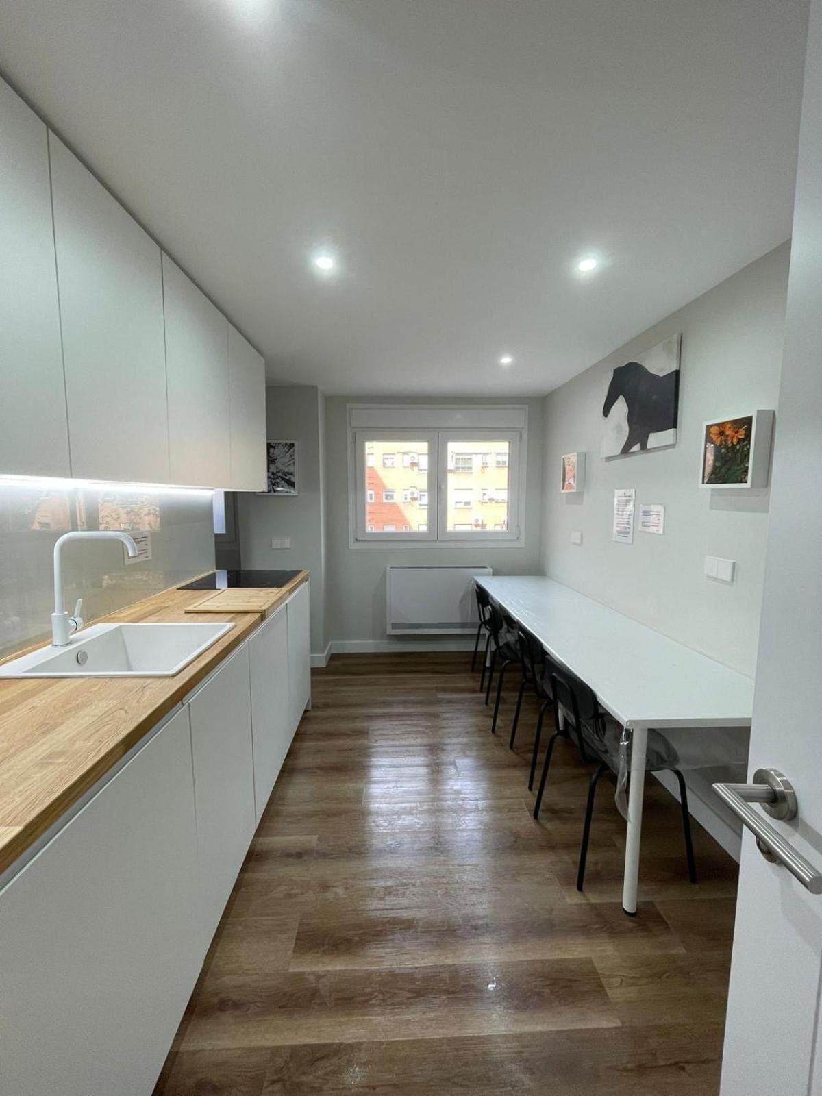 Rooms Madrid Rio المظهر الخارجي الصورة